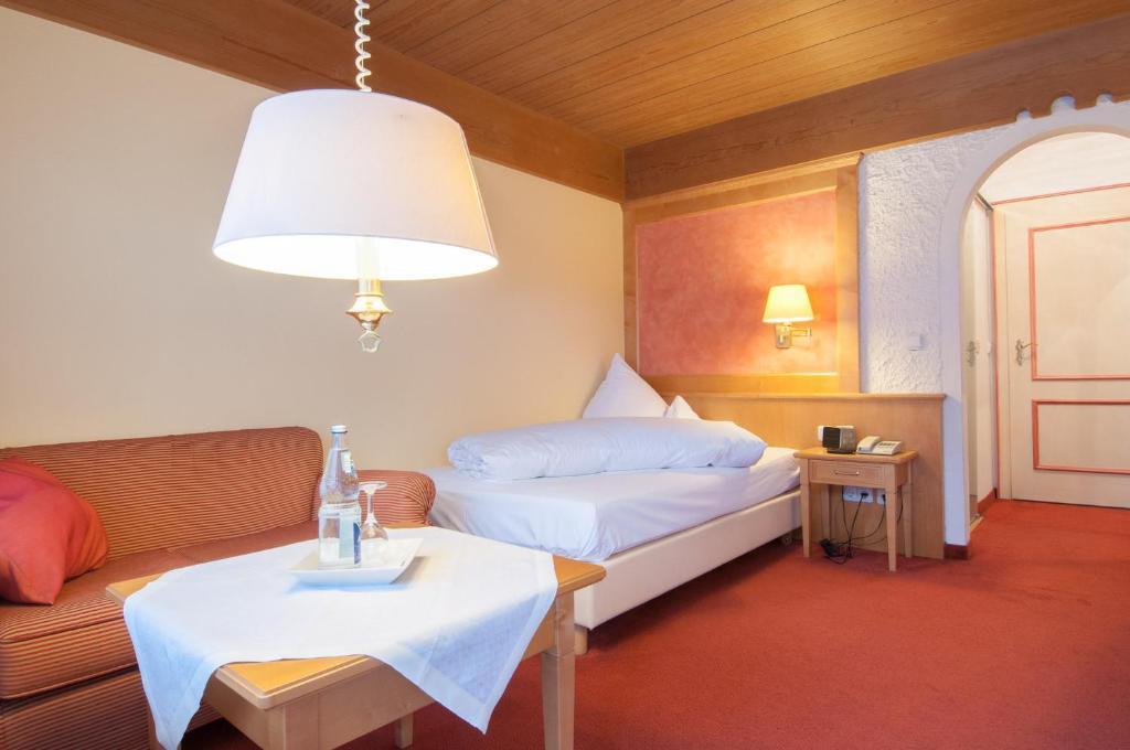 Steinhausers Hotel Hochbuhl Oberstaufen Room photo